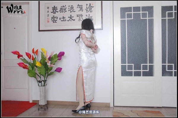 唯美之家 - 新模（小雨）旗袍五花2010-3-19 第 27 张图片