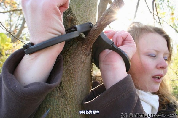 cuffedoutdoors - cod065 第 3 张图片