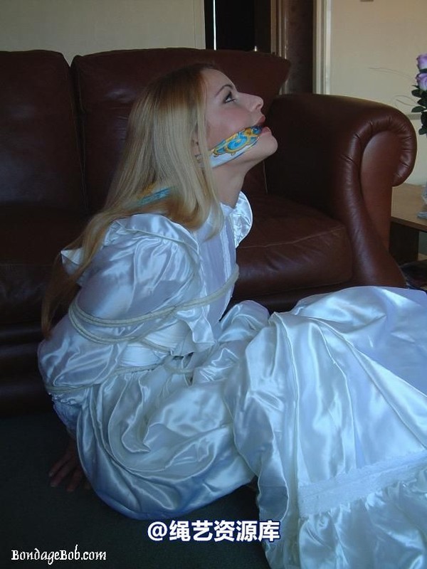 bondagebob - Linda Murray The wedding day 2 第 6 张图片