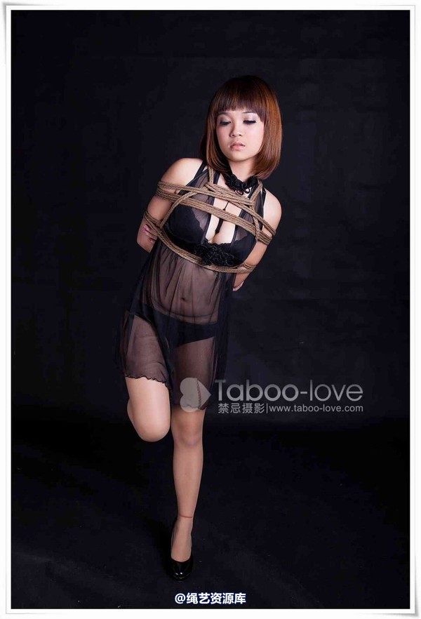禁忌摄影 - No.045 可�� 可�访妹煤诩�曼妙 第 10 张图片
