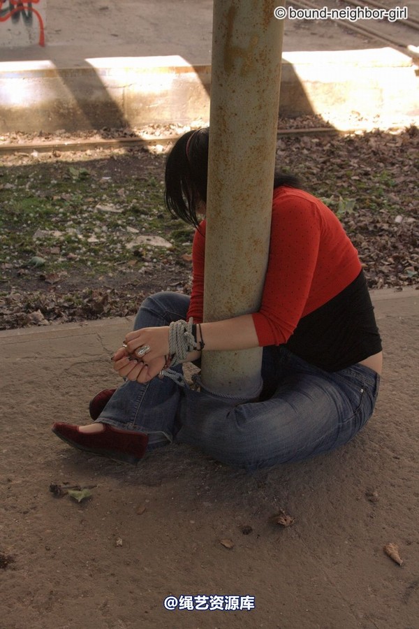 bound-neighbor-girl - Jasmin - Tied up in the ruins 5 第 14 张图片