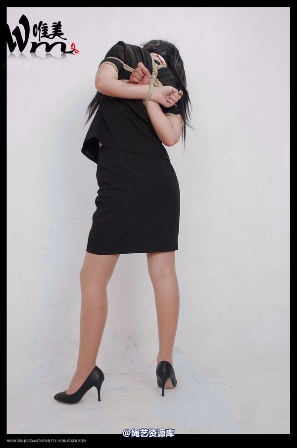 唯美之家 - 2009-6-15小双空姐服 第 19 张图片
