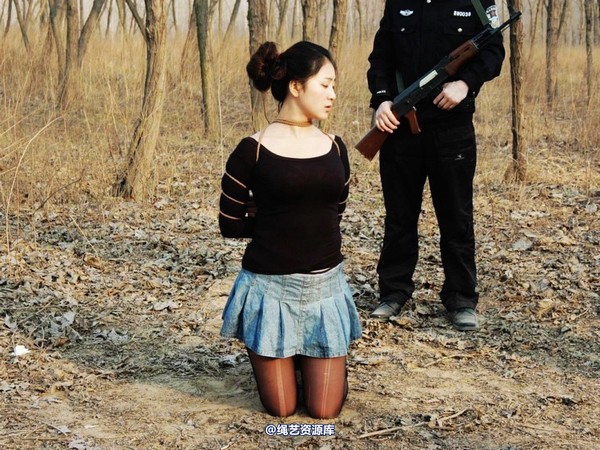 mj影视 - 2013-3-4陈沫踏青 黑丝美女最终的不归路 第 417 张图片