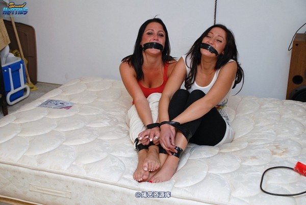 boundhotties - JENN & ALLEY 第 35 张图片