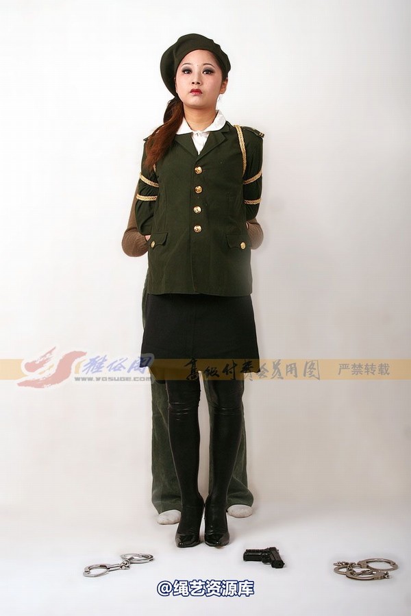 雅俗阁 - 20060401雅思警服 第 42 张图片