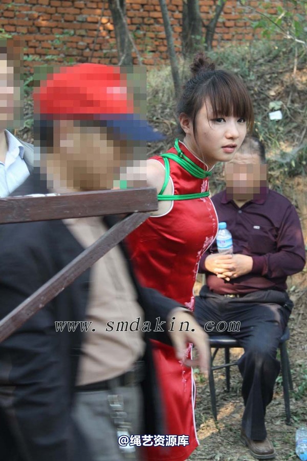 锐度主张 - 第六届锦绣江南-红旗袍欧式吊模特：嫒柔 第 55 张图片