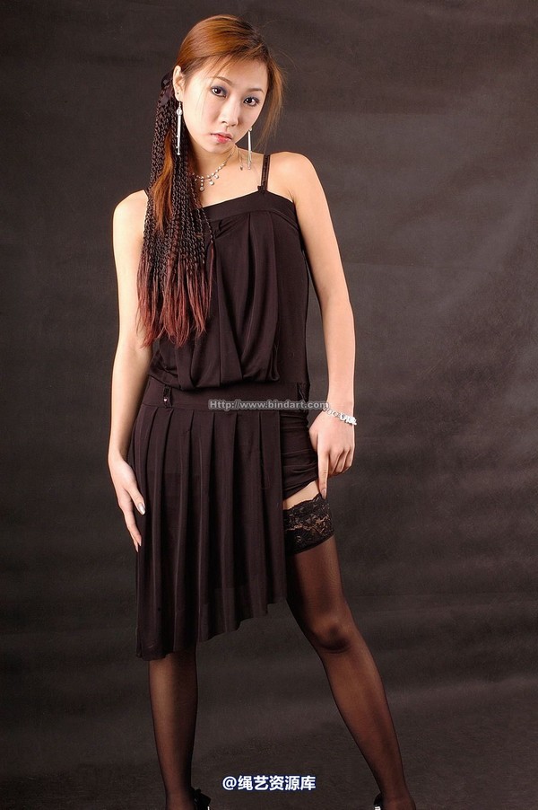 丽柜美束 - 2005-05-30 第 16 张图片