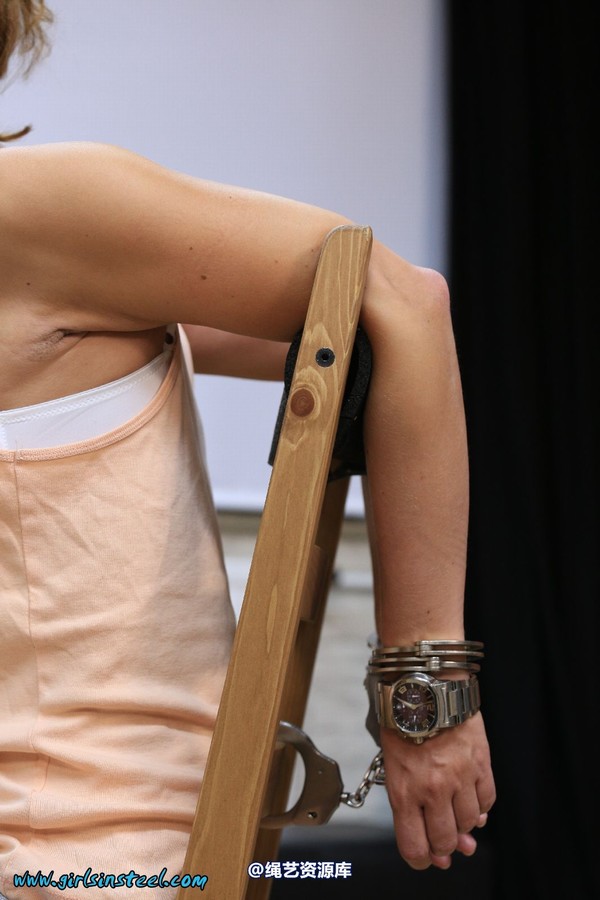 girlsinsteel - Tightly cuffed to the chair with watch 第 60 张图片