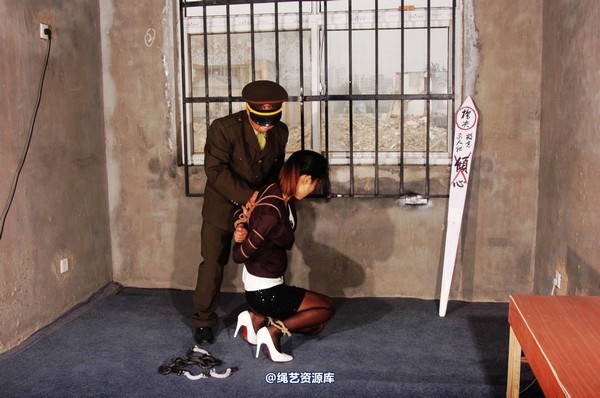 mj影视 - 倾心罪恶红唇2 第 447 张图片