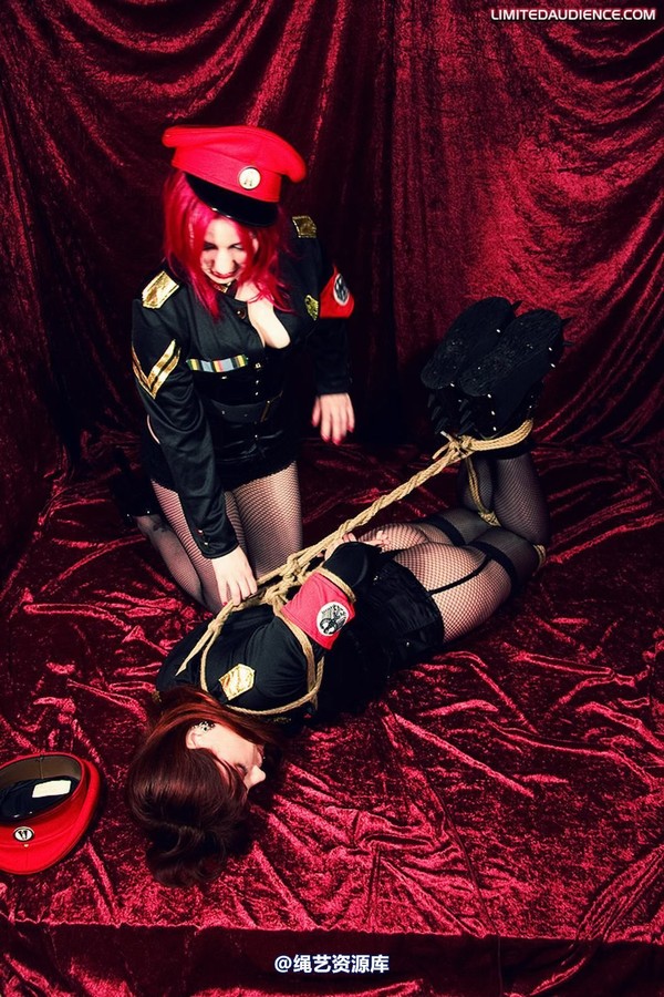 limitedaudience - 2009 scarlett shrinking violet agents in training 第 9 张图片
