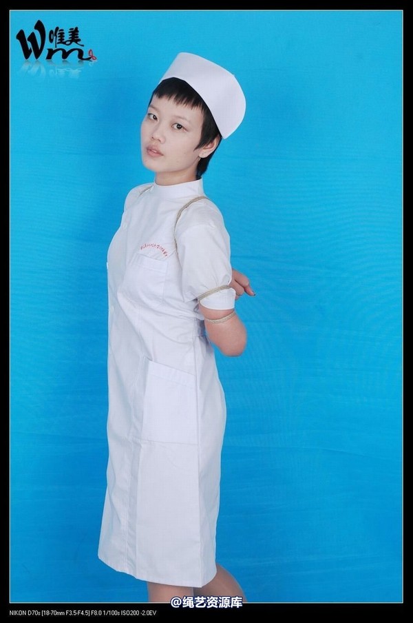唯美之家 - 09-8-4嫣蓉护士装 第 33 张图片