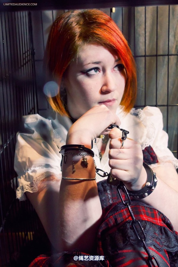 limitedaudience - 2012 beckykat six chained and caged 第 29 张图片