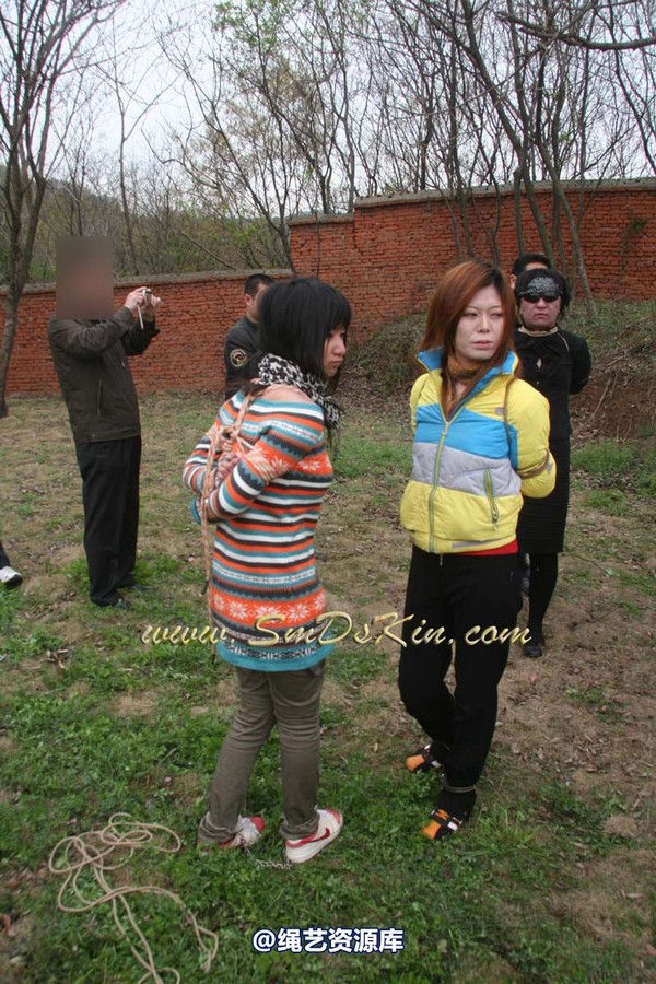 锐度主张 - 2009年第24期捆绑图（2009.5.10）模特：嫣儿 海豚 乐乐 雨竹 等 第 26 张图片