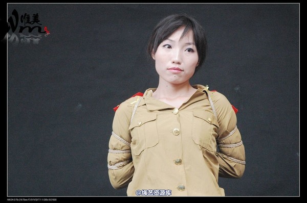 唯美之家 - 2008-08-06水柔军装 第 85 张图片