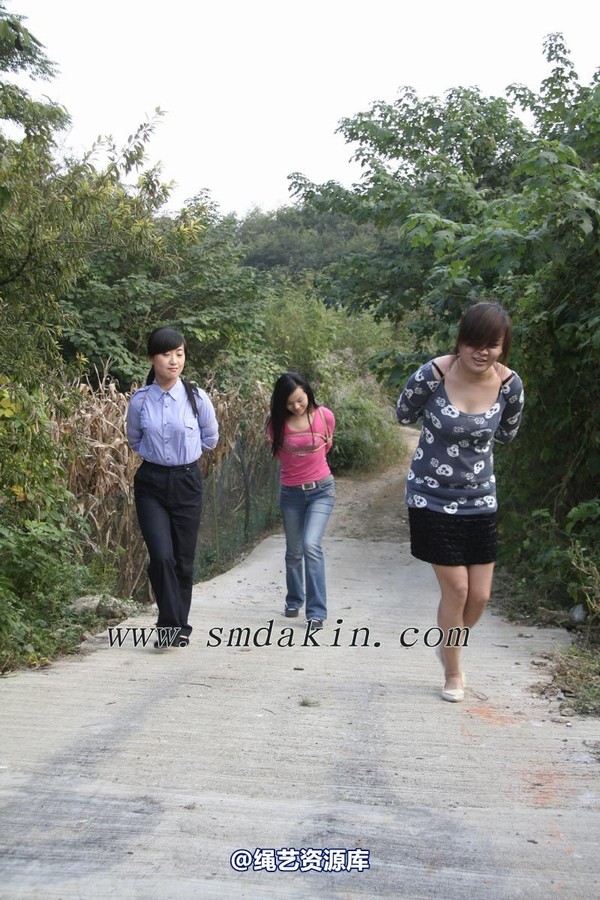 锐度主张 - 聚会1模特：思思 姗姗 蓉蓉 第 99 张图片