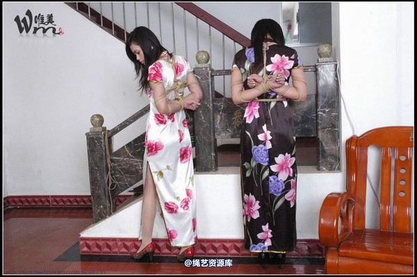 唯美之家 - 2008-09-24小妖琪琪旗袍绳艺 第 27 张图片