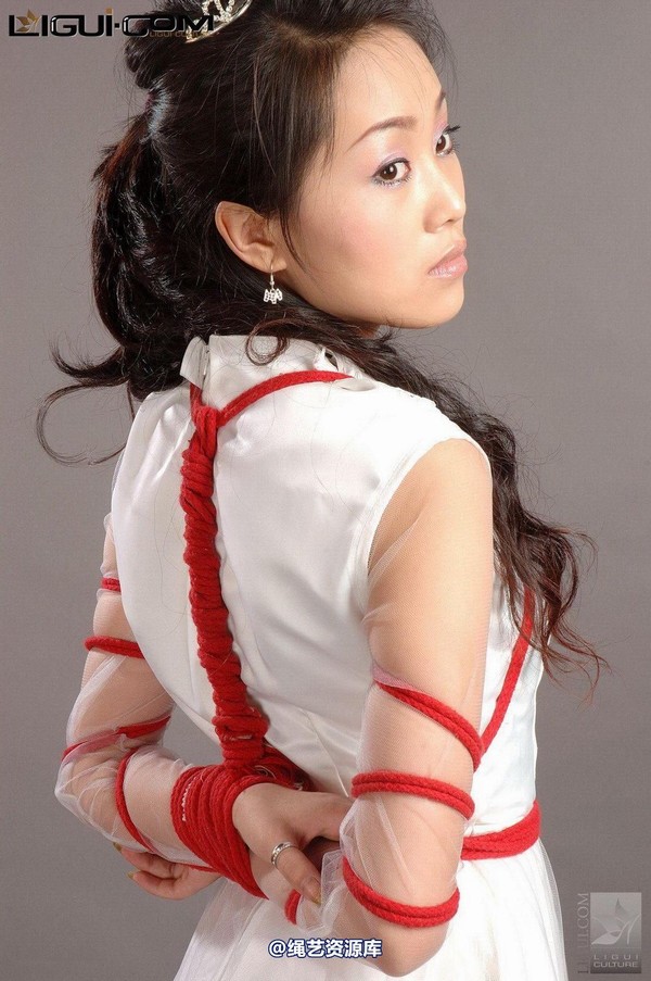 丽柜美束 - 2008-10-21 琳达 第 11 张图片