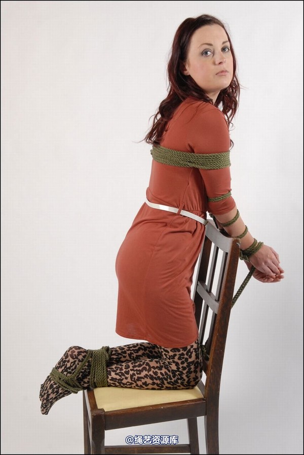 simplytied - Jinx chair semi hogtie 第 7 张图片