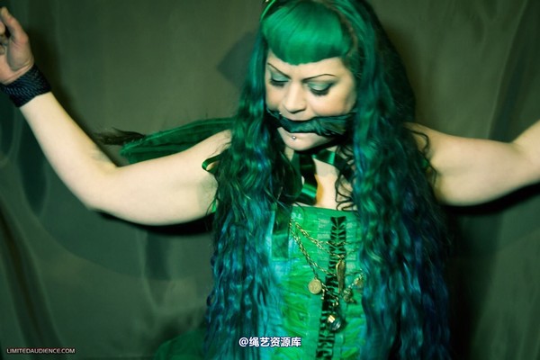 limitedaudience - 2012 raevan green fairy captured 第 25 张图片
