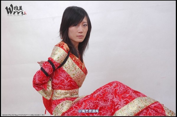 唯美之家 - 2008-11-20雯雯汉服 第 47 张图片