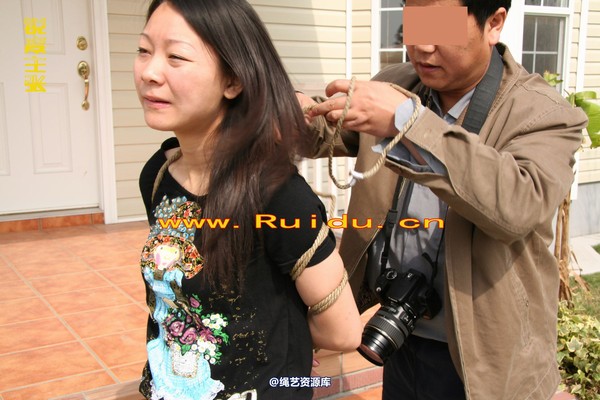 锐度主张 - 世博园内向游人展示捆绑艺术4 第 19 张图片