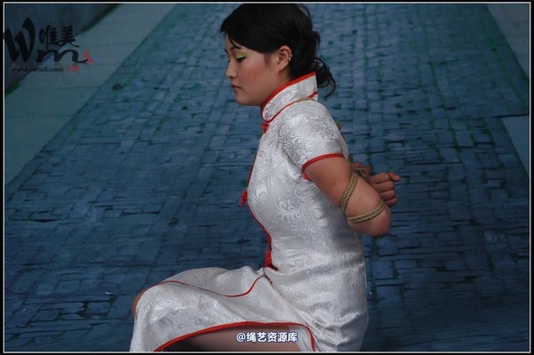 唯美之家 - 08-05-07新模特三 第 200 张图片