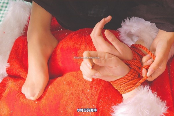 丽柜美束 - 2005-07-17 第 21 张图片
