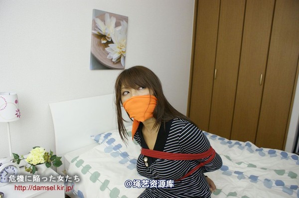 jpdamsel - 20111109 �O室の物音 第 30 张图片