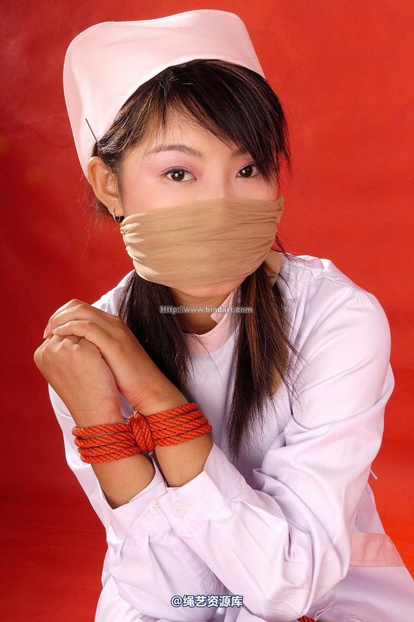 丽柜美束 - 2005-06-14 第 2 张图片