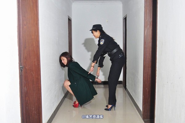 mj影视 - 影林樵夫“红颜车模”套图―车模入监 第 37 张图片