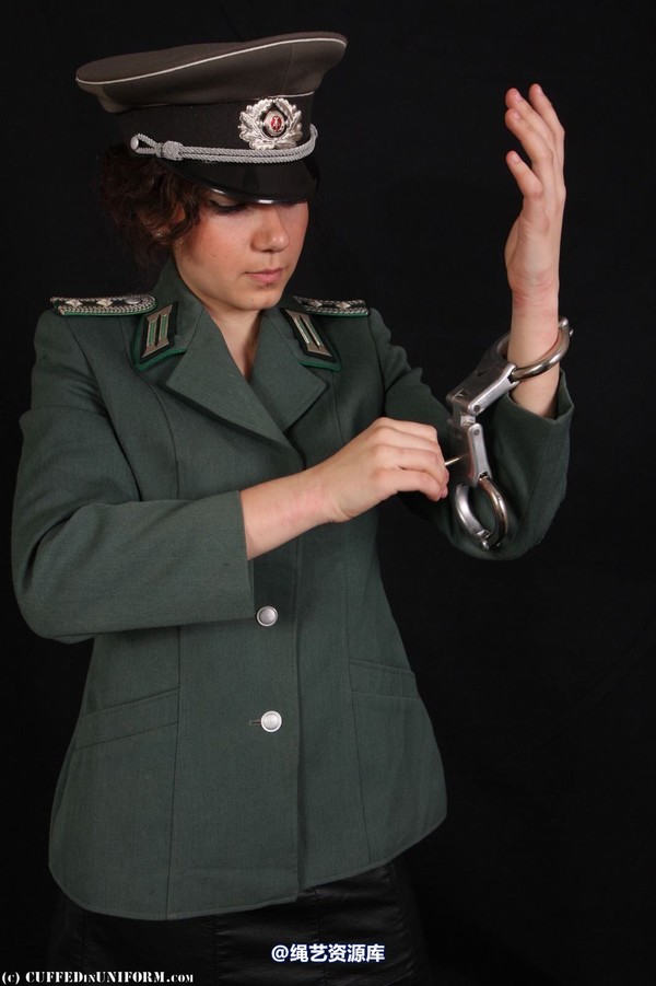 cuffedinuniform - ciu140 第 7 张图片