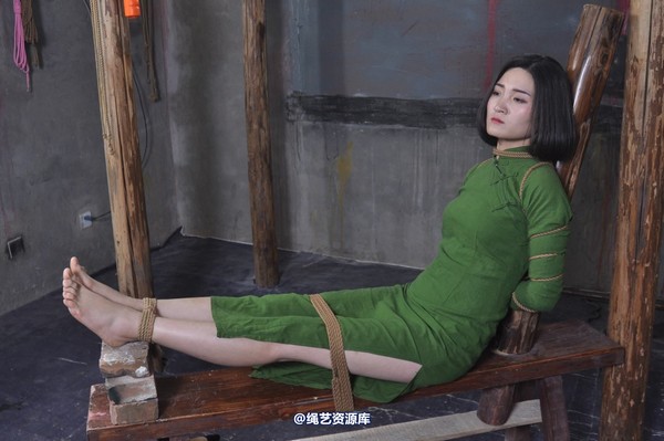 mj影视 - 英烈女侠 第 225 张图片