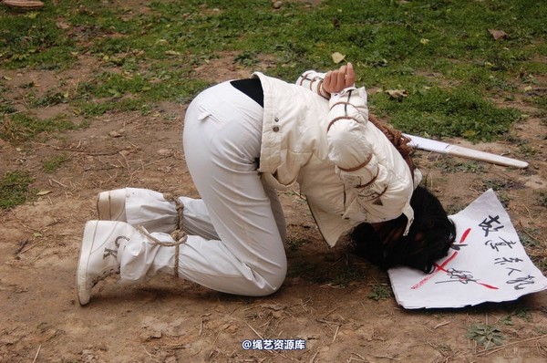 mj影视 - 安娜刑场2013-04-13 第 166 张图片