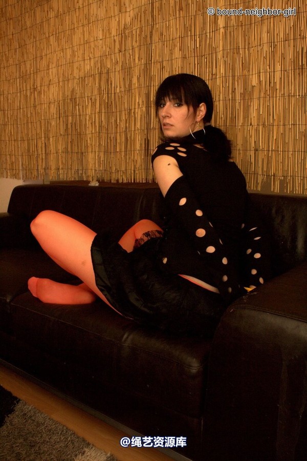 bound-neighbor-girl - Nele - Tied at home 2 第 18 张图片