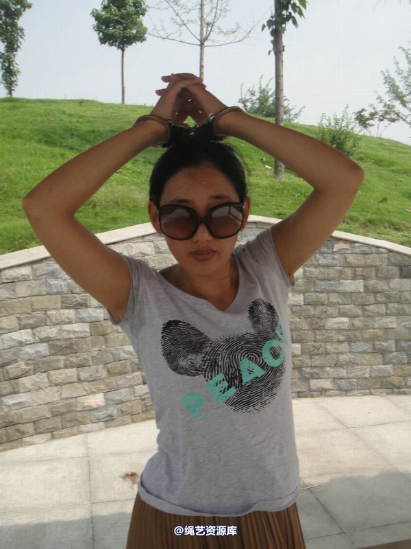 mj影视 - 我与姐姐 第 14 张图片