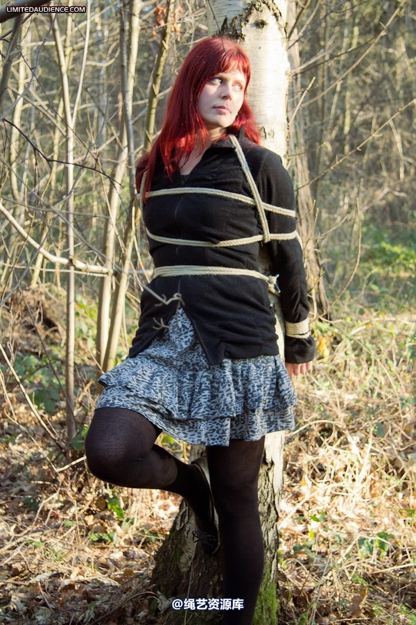 limitedaudience - 2012 scarlett stuck in the woods 2 第 40 张图片