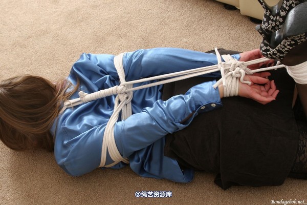 bondagebob - Sapphire Blu Hogtied 第 101 张图片
