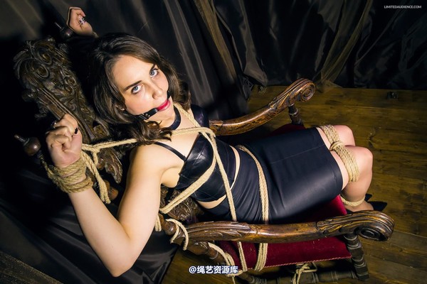 limitedaudience - 2015 freya held for ransom 第 15 张图片