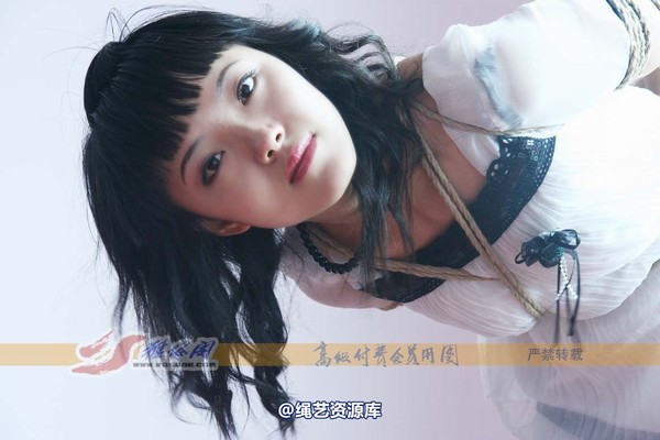 雅俗阁 - 20071206雅绪冷艳休闲装 第 43 张图片