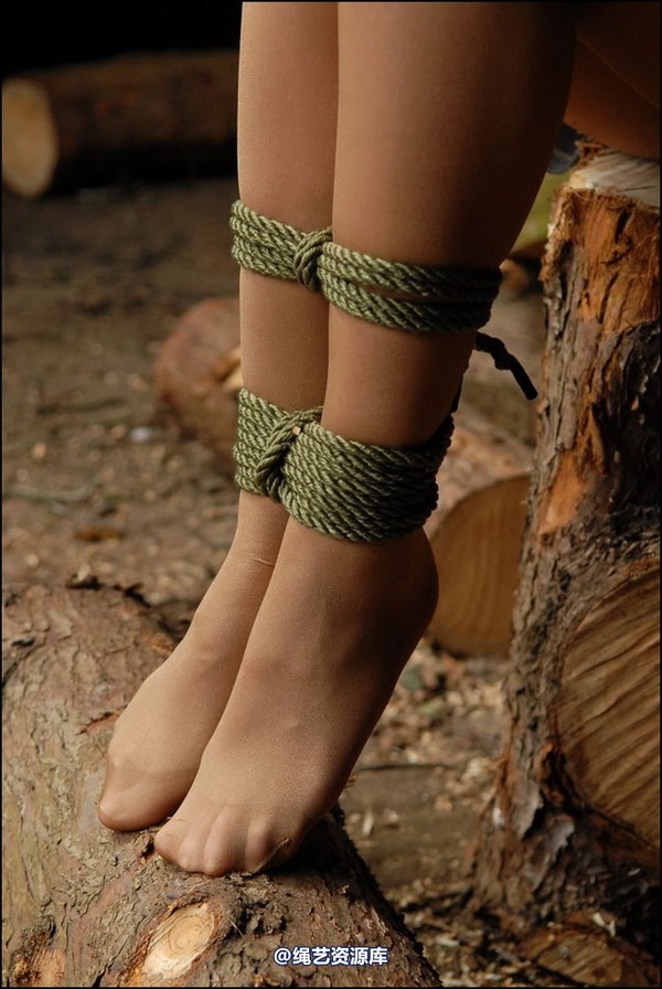 simplytied - The wood shed 第 25 张图片