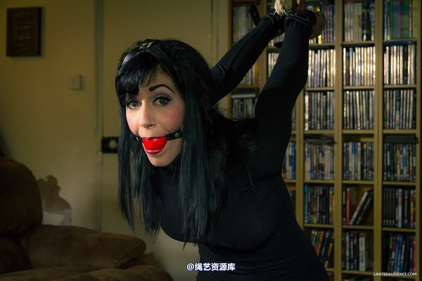 limitedaudience - 2013 nyxon living bondage furniture 第 11 张图片