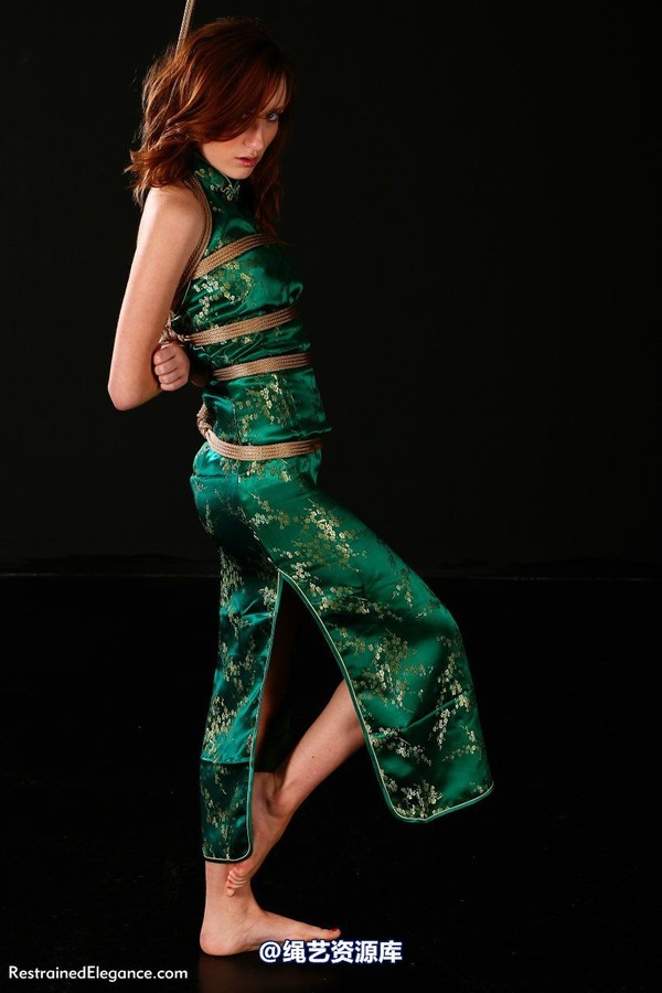 restrainedelegance - Green And Gold Part One 第 11 张图片