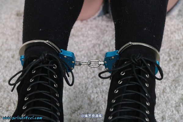 girlsinsteel - Irish 8 - trying to get free 第 34 张图片