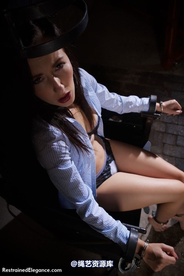 restrainedelegance - The Torture Throne 第 65 张图片