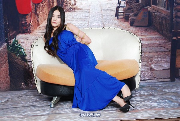 唯美之家 - 新模雪嫣蓝礼服 第 14 张图片