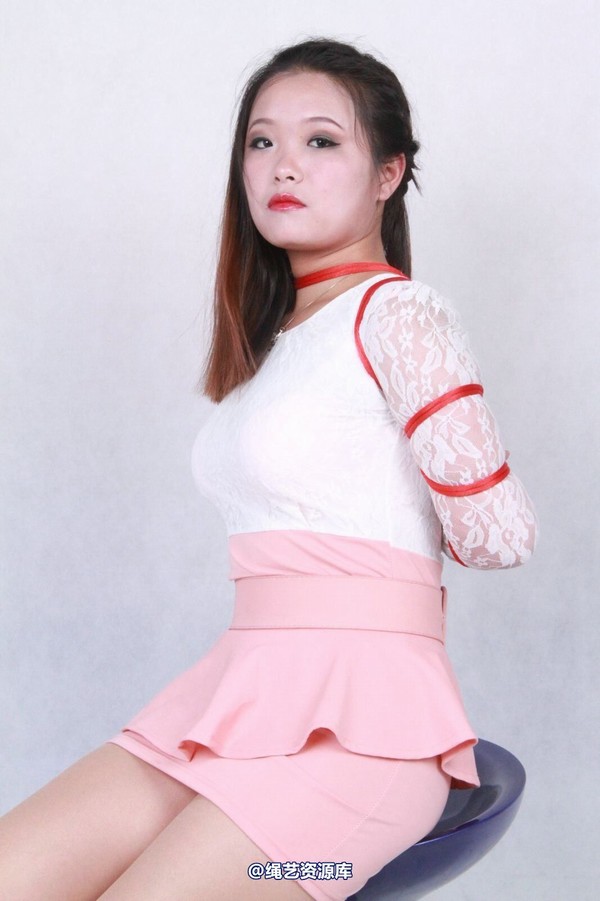 胜景山庄 - 194-美女体验绳艺 第 6 张图片