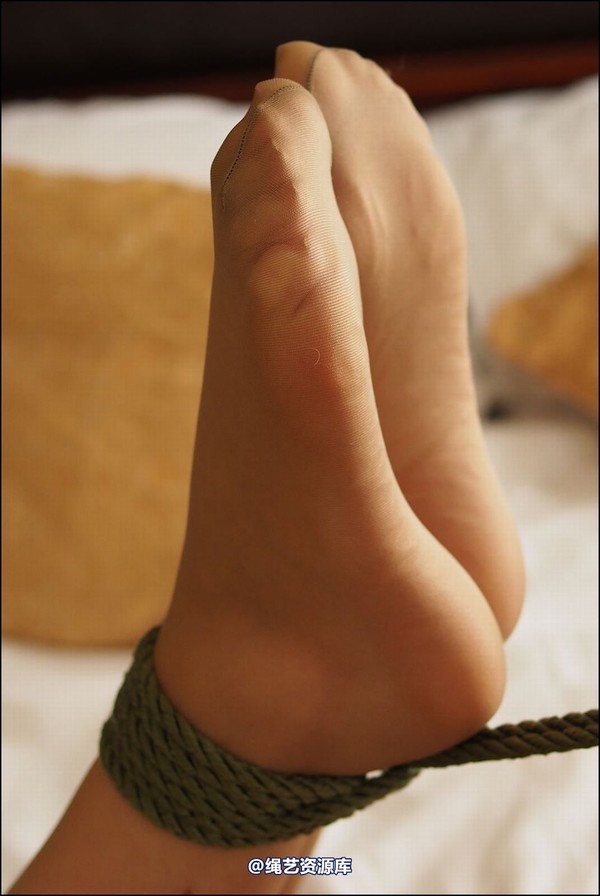 simplytied - More bed post tied 第 21 张图片