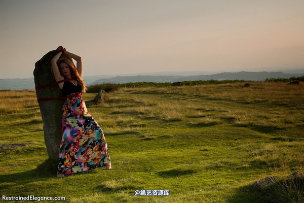restrainedelegance - Bringing Back The Summer 第 14 张图片