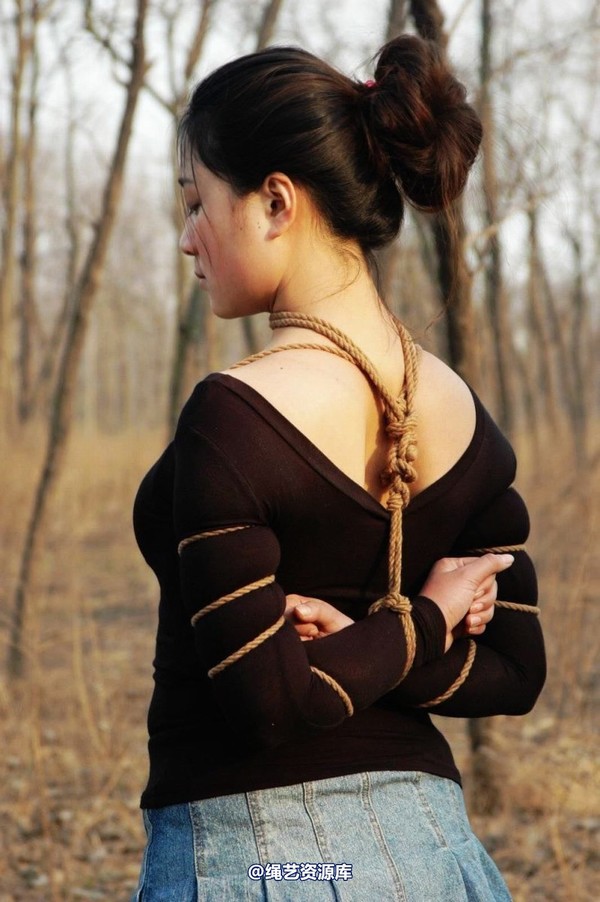 mj影视 - 2013-3-4陈沫踏青 黑丝美女最终的不归路 第 384 张图片