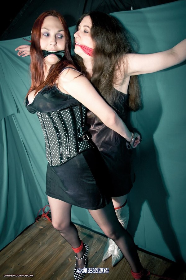 limitedaudience - 2012 catya elyssia captives together 第 19 张图片